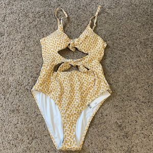 Flower once piece 💛